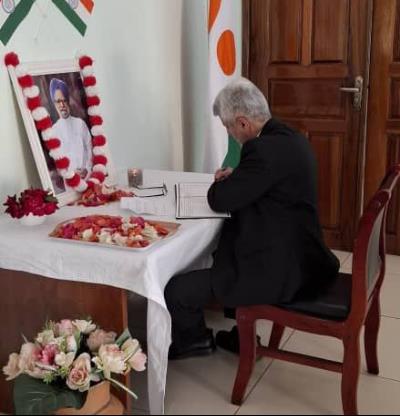 Signing of the Memorial Book for the death of the former Prime Minister of India